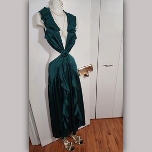Shien,  Green, Plunging, Buckle, Detail, Ruffle trim, backless, Dress, emerald